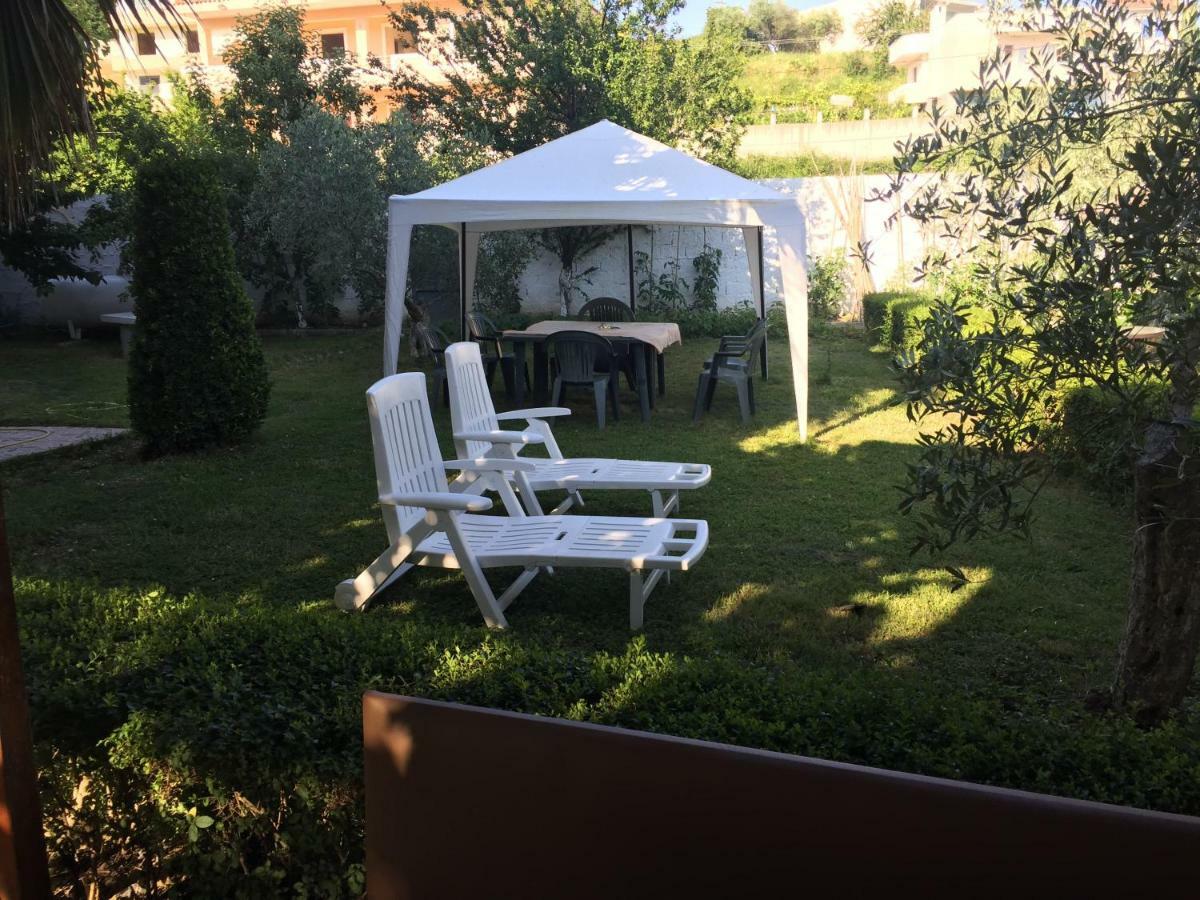Villa Dede Nikolla Durrës Buitenkant foto